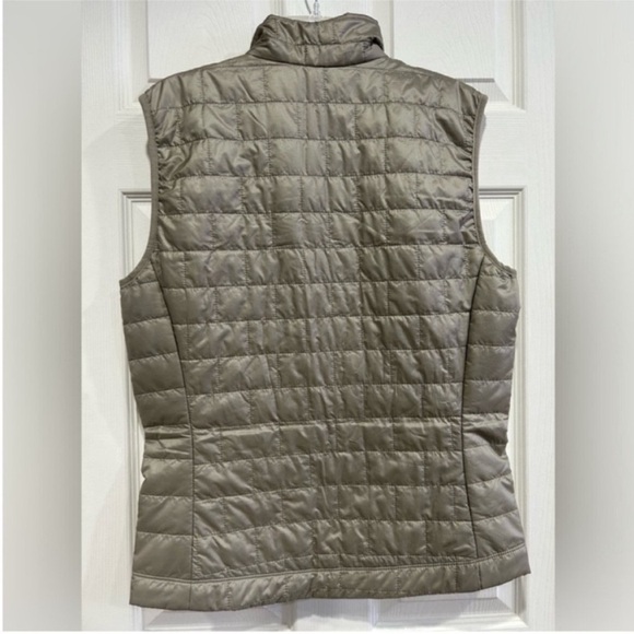 Patagonia Men's Medium Nano Puff Insulated Vest Seabird Grey NWT Puffer - Picture 3 of 8